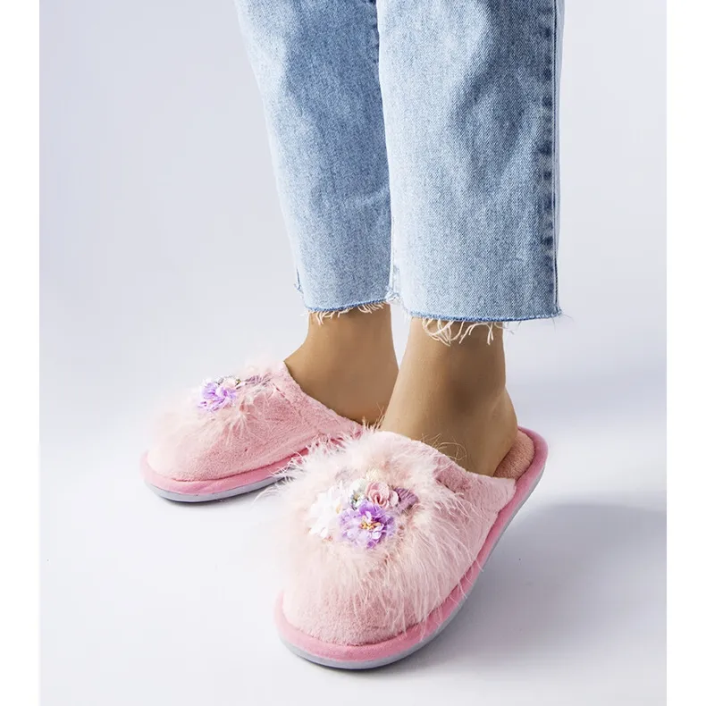 Pink warm slippers with Moly flowers