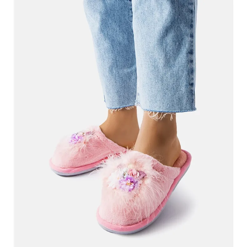 Pink warm slippers with Moly flowers